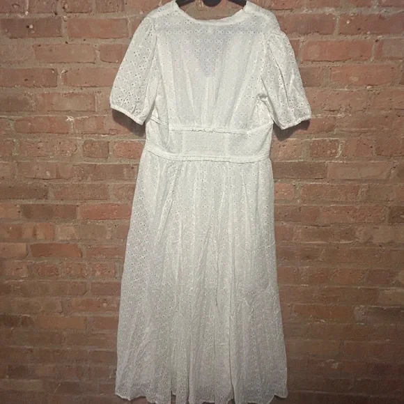 NWT - Baltic Born Esther Eyelet Midi Dress in Off White - Picture 3 of 4